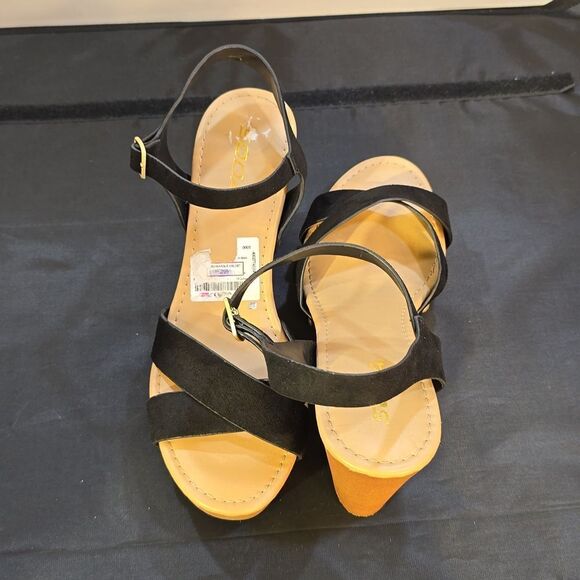 BRAND NEW SODA  WOMENS BLOCK HEEL PLATFORM SANDAL  - Picture 5 of 16